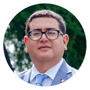 Mtro. Jose Luis Naredo