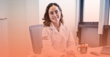 Con vocación y preparación, los futuros profesionales en Ciencias de la Salud se forman para impactar positivamente en la vida de las personas.