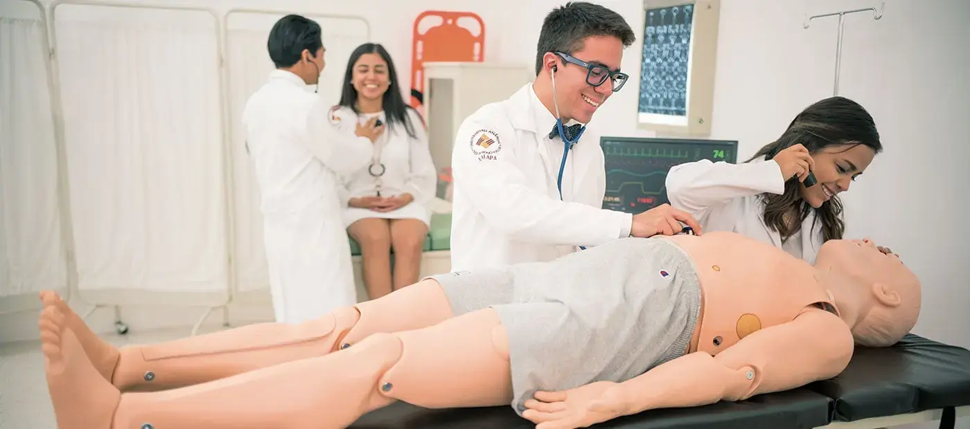 Licenciatura en Médico Cirujano